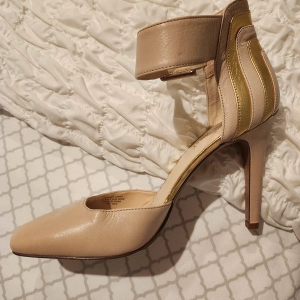 Chic Beige and Gold Women's Heels